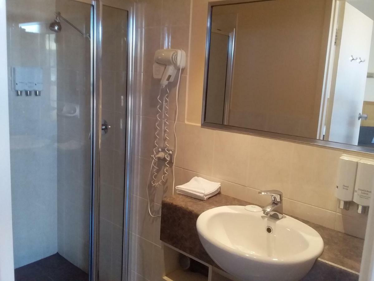 Desert Sand Motor Inn Broken Hill Ngoại thất bức ảnh